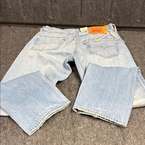 Levi's PRIDE Women's Blue Jeans - Picture 6 of 10